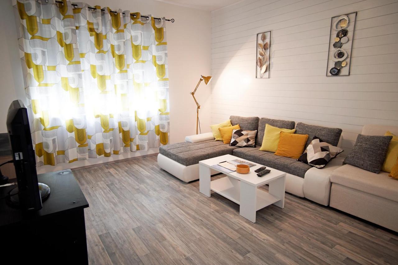 House - Apartman Sarah Kaštela Esterno foto